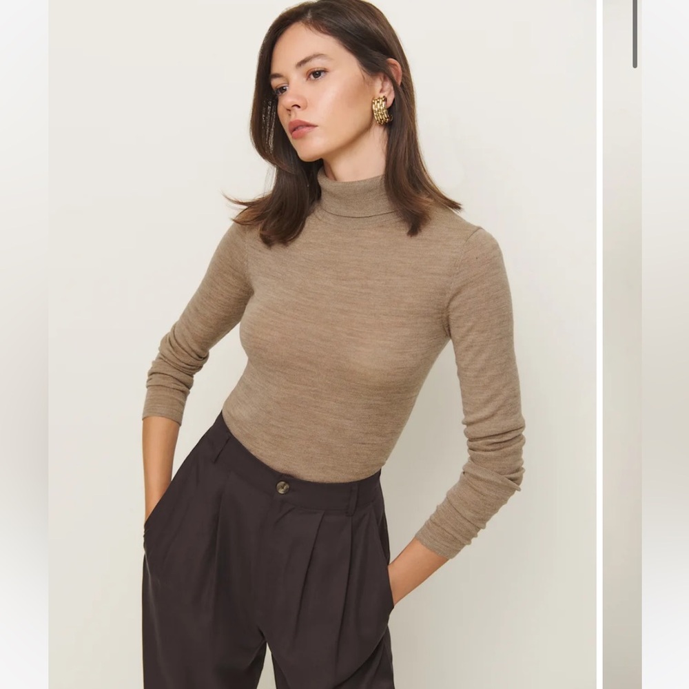 Reformation Ayla Regenerative Merino Sheer Turtleneck Brown - Size S
